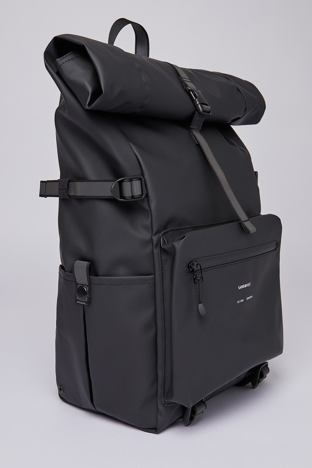 Sandqvist Ruben 2.0 Water-Resistant Rolltop Backpack (Black) | Number Six