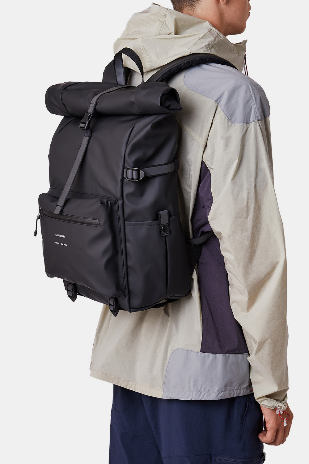 Sandqvist Ruben 2.0 Water-Resistant Rolltop Backpack (Black) | Number Six